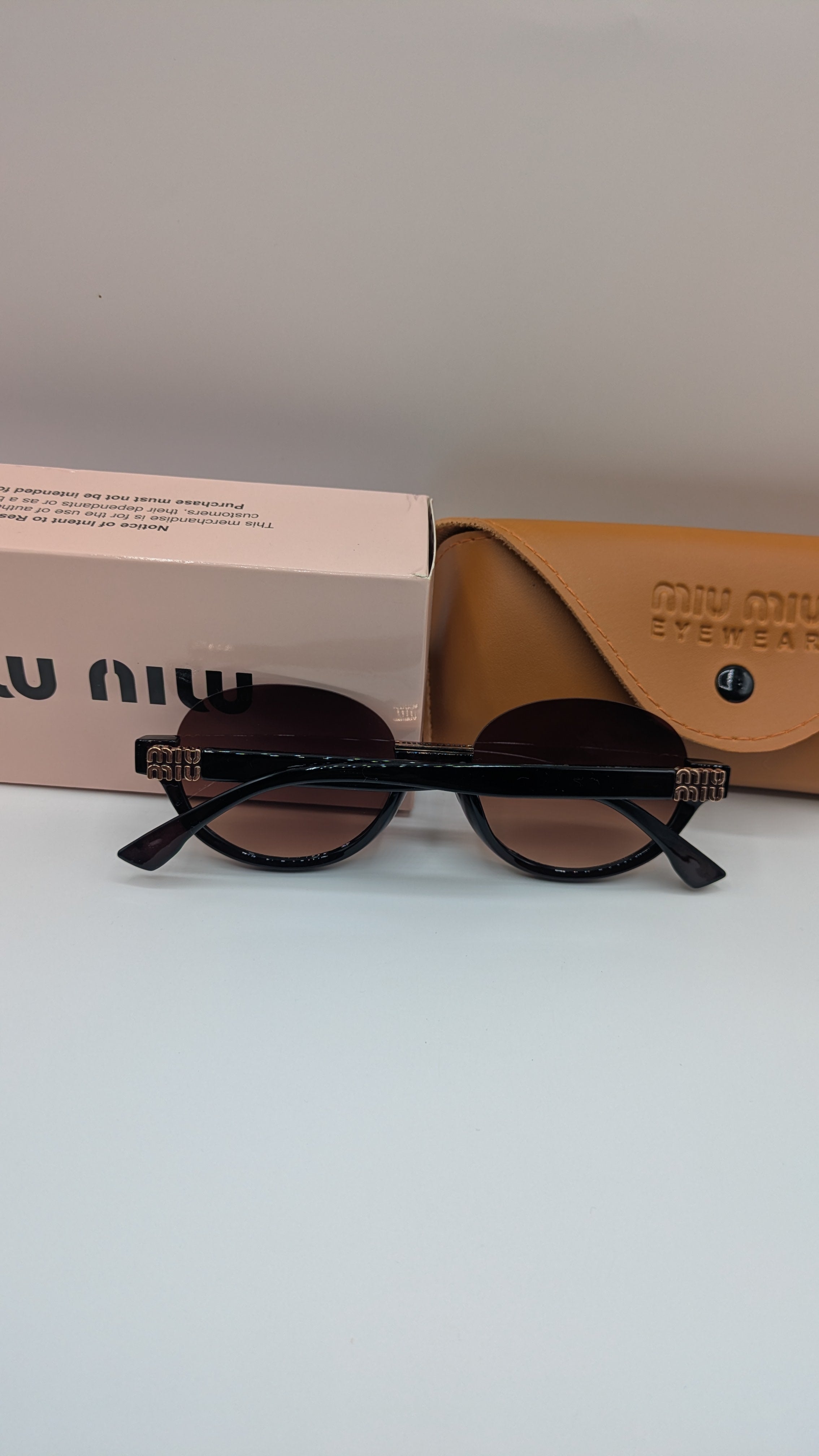 MIUMIU HALF ROUND