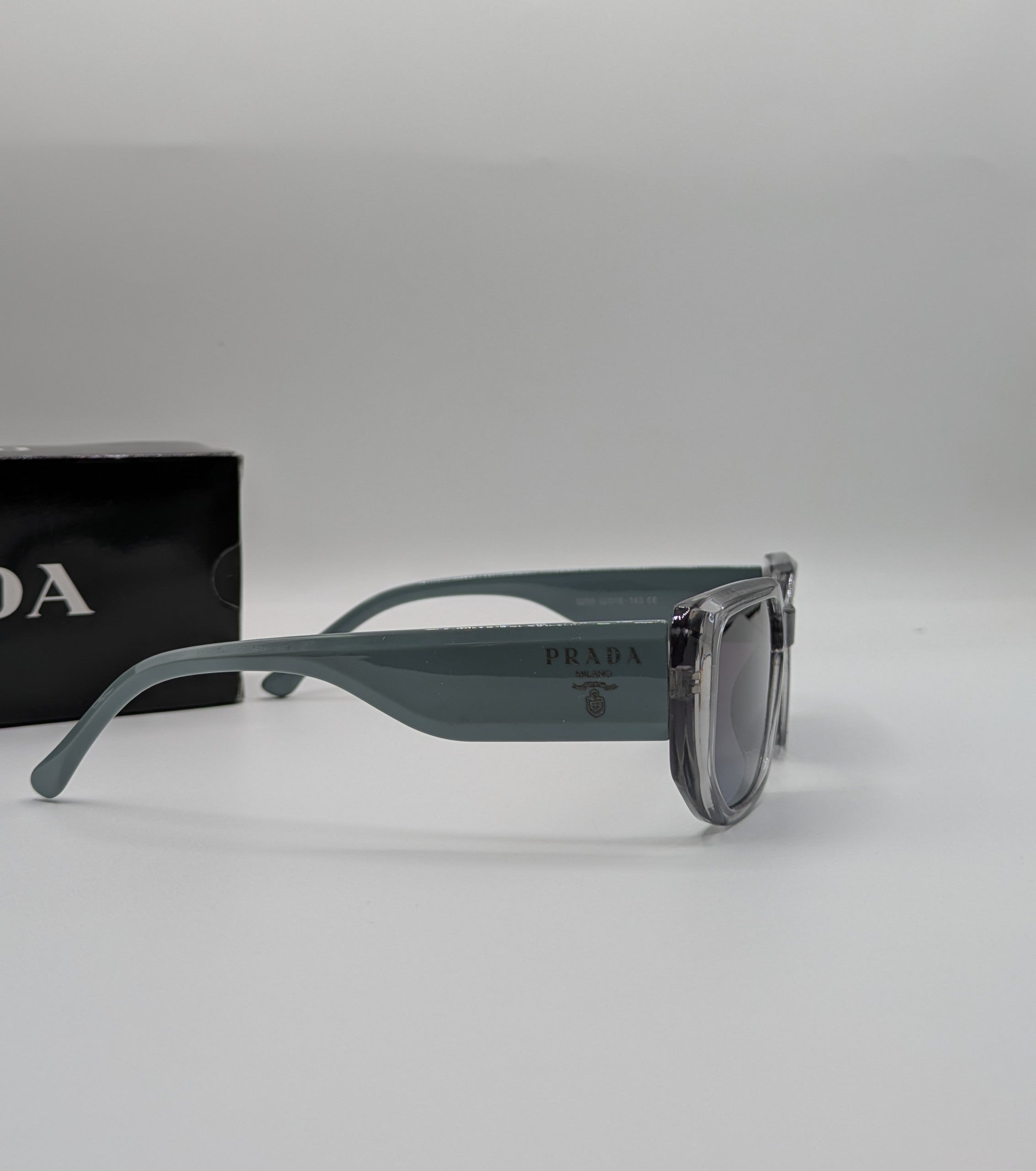 PRADA G62