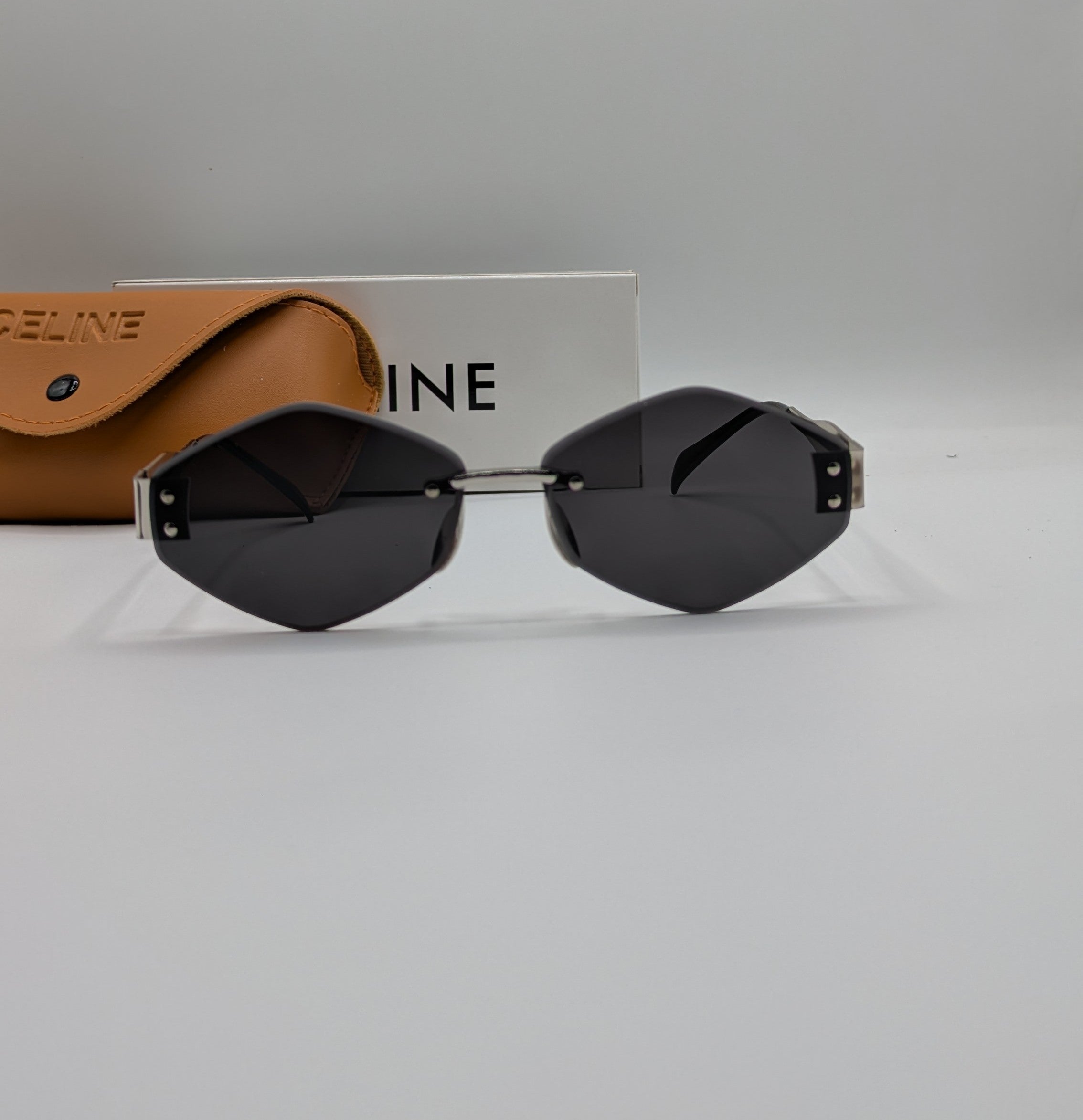 CELINE HEXA