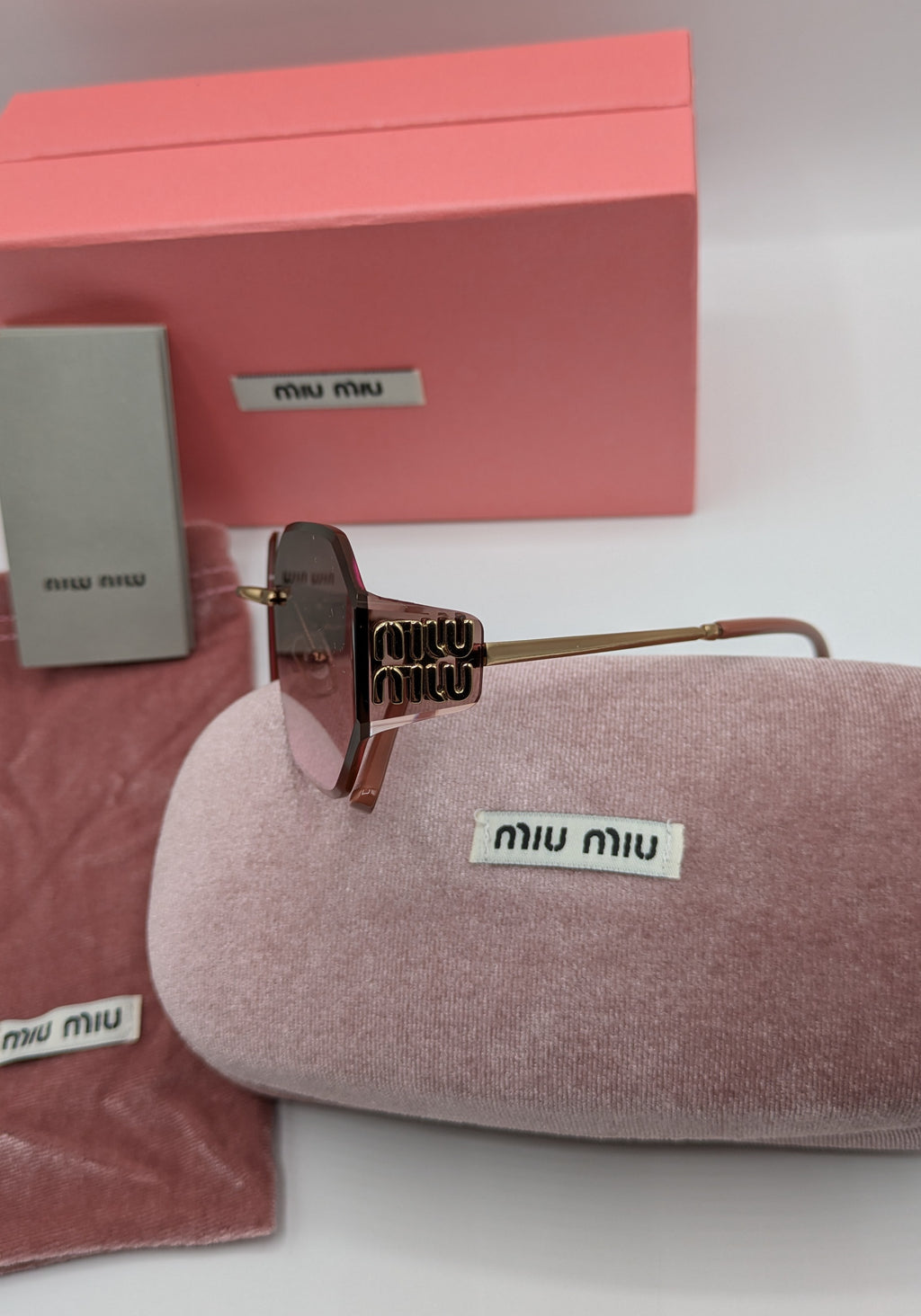 MIU MIU PREMIUM
