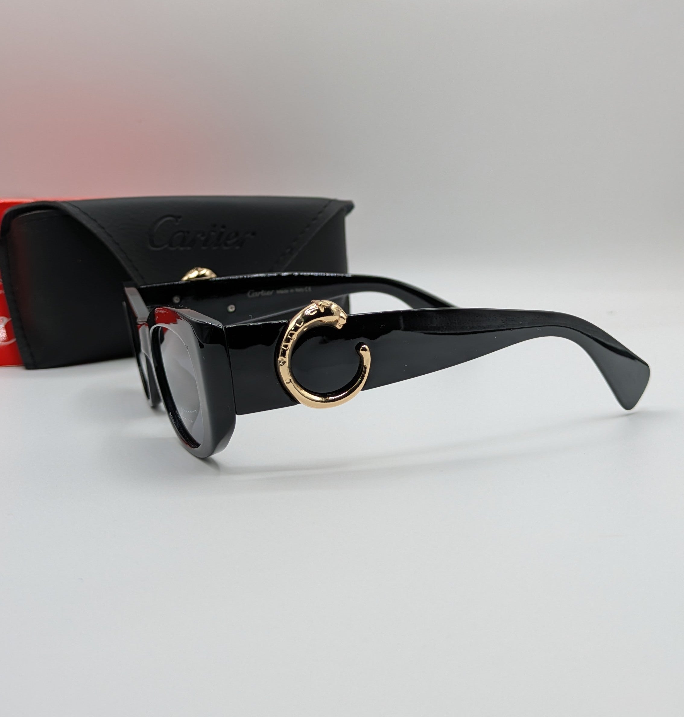 CARTIER B6F
